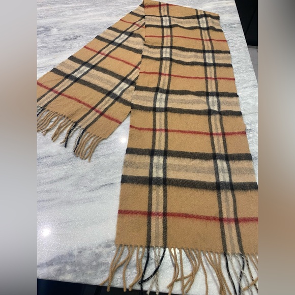 Patterned Scarf - Picture 3 of 6